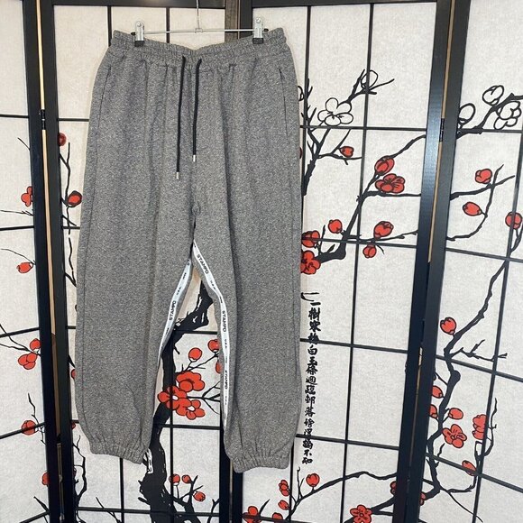 Stampd Joggers Sweatpants Size L Logo Striped Zip Pockets Drawstring Gray New - Picture 1 of 6
